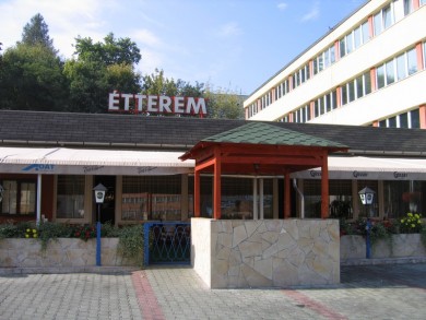 Hotel_Ozd_Etterem_01